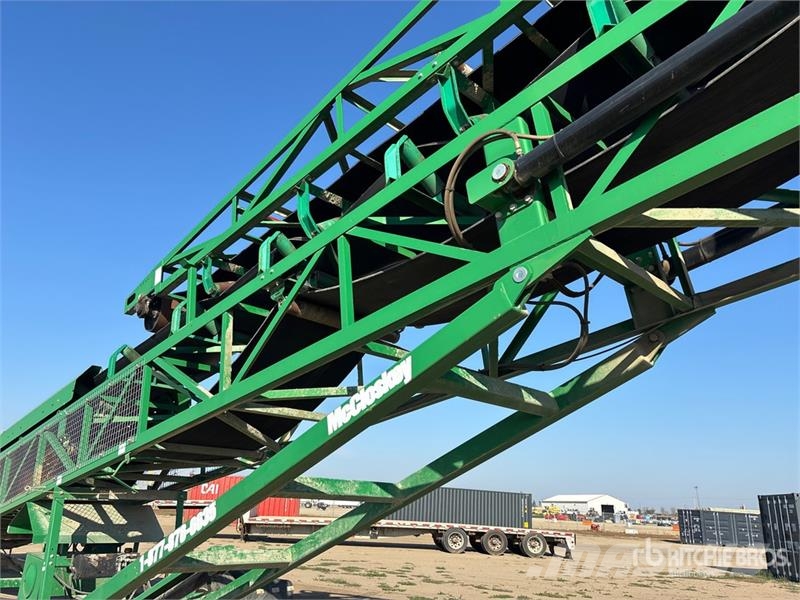 McCloskey ST80E 36 in x 80 ft Portable Radial Stacking Conve Строительная техника - Другие