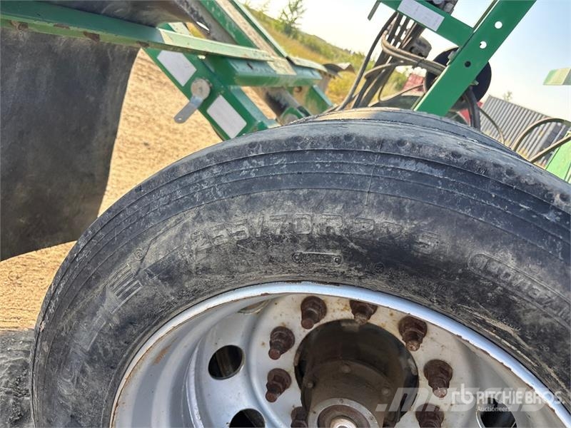 McCloskey ST80E 36 in x 80 ft Portable Radial Stacking Conve Строительная техника - Другие