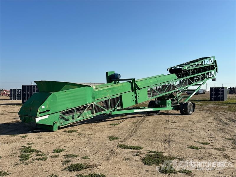 McCloskey ST80E 36 in x 80 ft Portable Radial Stacking Conve Строительная техника - Другие