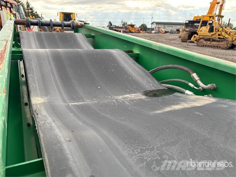 McCloskey WS3250 32 in x 50 ft Portable Transfer Hydraulic C Stavebnictví - ostatní