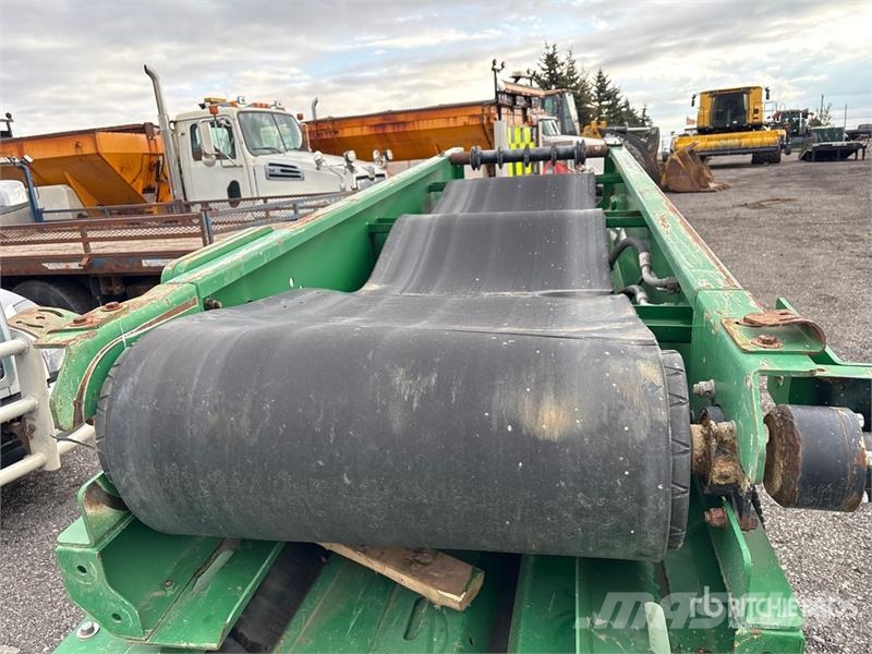 McCloskey WS3250 32 in x 50 ft Portable Transfer Hydraulic C Stavebnictví - ostatní