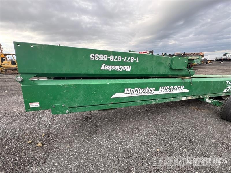 McCloskey WS3250 32 in x 50 ft Portable Transfer Hydraulic C Stavebnictví - ostatní