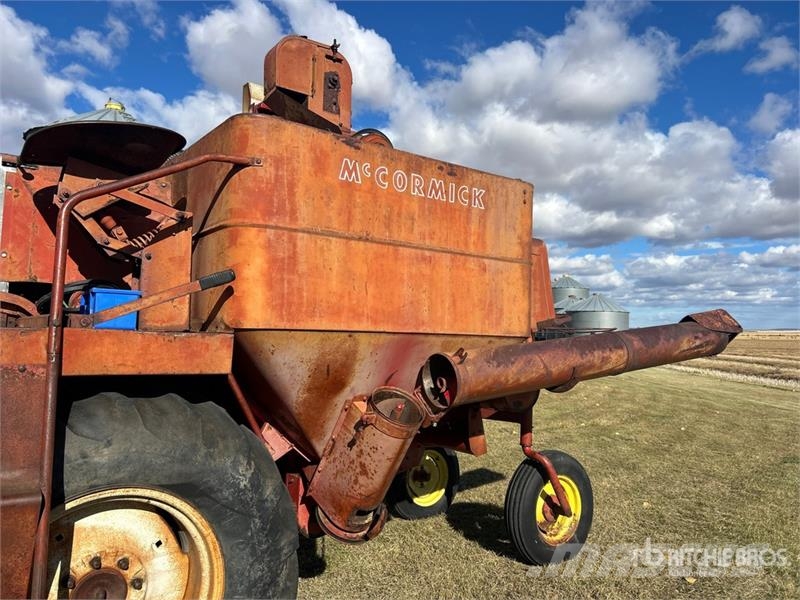 McCormick 91 Combine Harvester Зерноуборочные комбайны