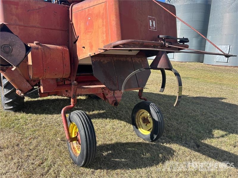 McCormick 91 Combine Harvester Зерноуборочные комбайны
