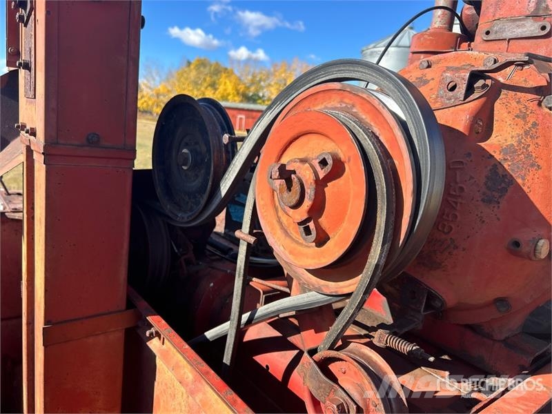 McCormick 91 Combine Harvester Зерноуборочные комбайны