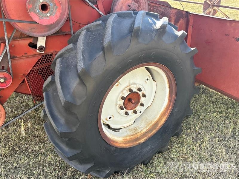 McCormick 91 Combine Harvester Зерноуборочные комбайны