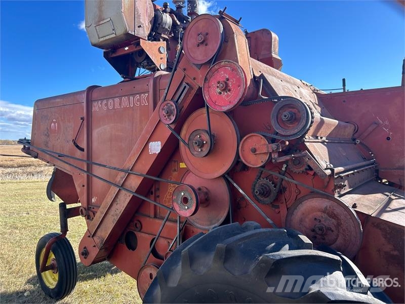 McCormick 91 Combine Harvester Зерноуборочные комбайны