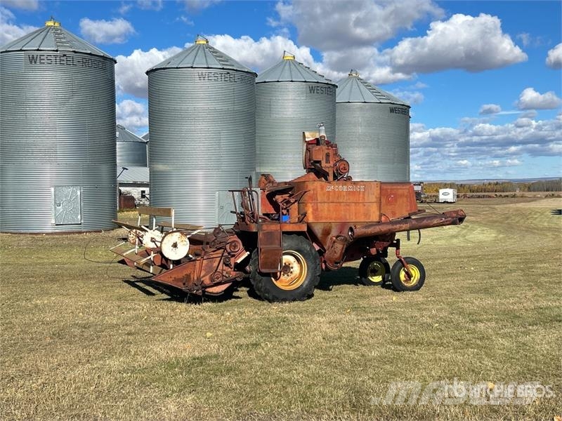 McCormick 91 Combine Harvester Зерноуборочные комбайны
