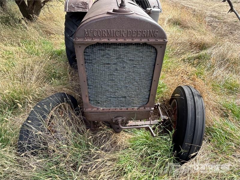 McCormick Deering Tractor 15-30 2WD Antique Tractor Τρακτέρ