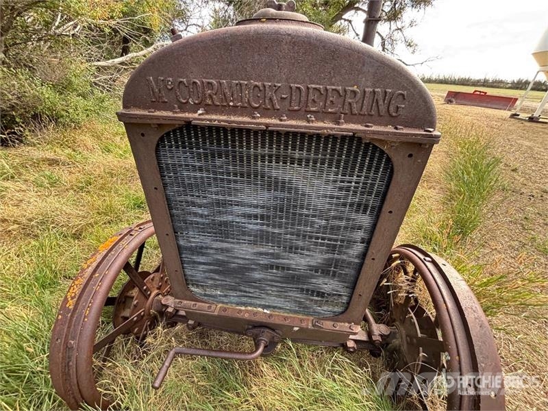 McCormick Deering Tractor 15-30 2WD Antique Tractor Τρακτέρ