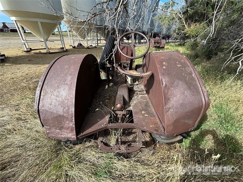McCormick Deering Tractor 15-30 2WD Antique Tractor Τρακτέρ