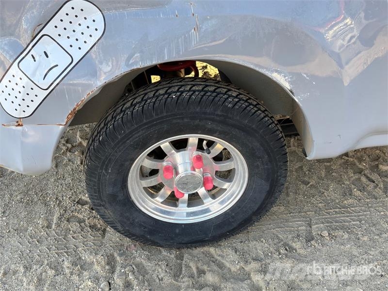  Meco 4x2 Electric Utility Vehicle ماكينات منفعة عامة