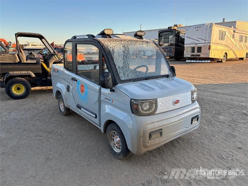 Meco P4 4x2 Electric Utility Vehicle ماكينات منفعة عامة