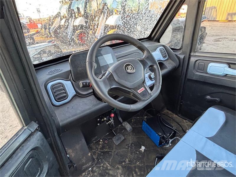 Meco P4 4x2 Electric Utility Vehicle ماكينات منفعة عامة