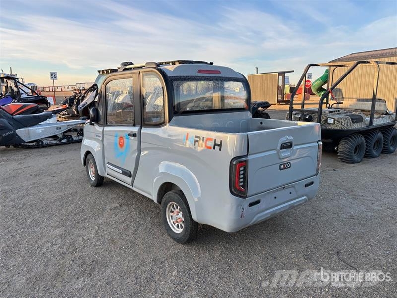 Meco P4 4x2 Electric Utility Vehicle ماكينات منفعة عامة