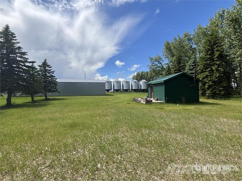 Melfort, SK SE 9-48-19-W2 161.5 +/- Acres on Title Další