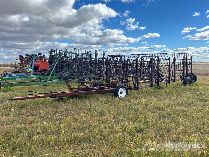 Melroe 42 ft Diamond Harrow Eggen