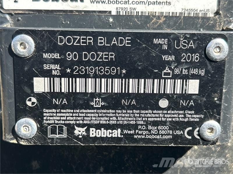 Melroe 90 in Hydraulic Angle Skid Steer Dozer Bladen