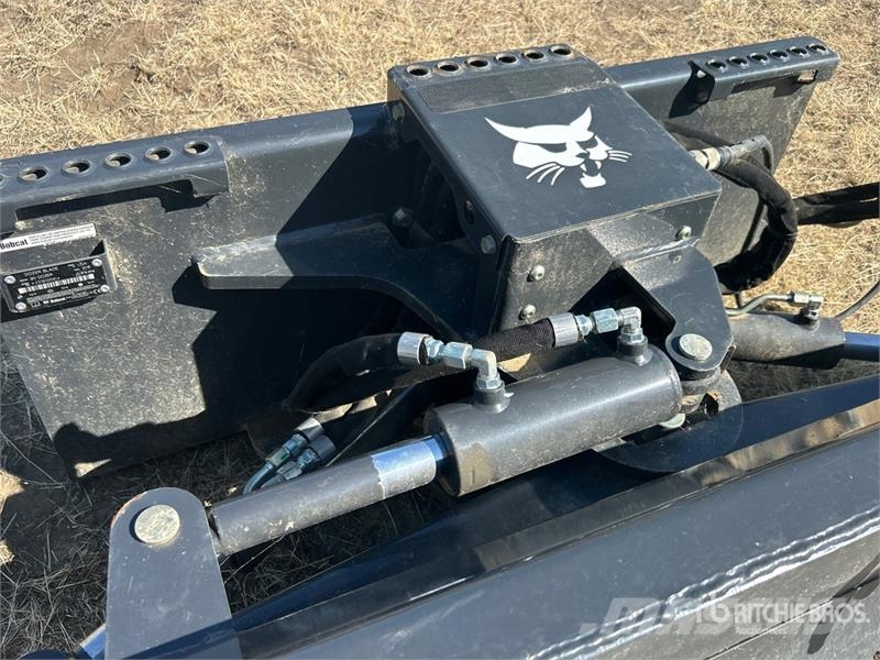 Melroe 90 in Hydraulic Angle Skid Steer Dozer Bladen