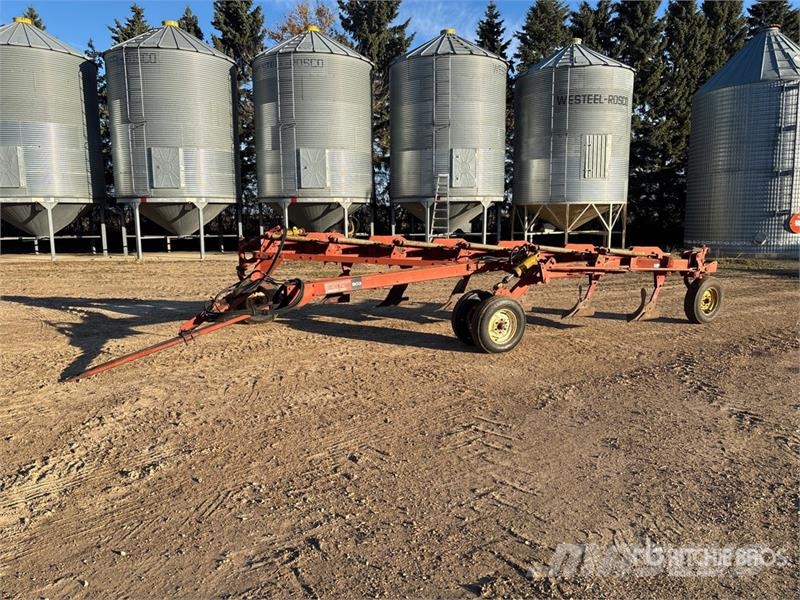 Melroe 903 10 in 6 Bottom Breaking Plow Arados