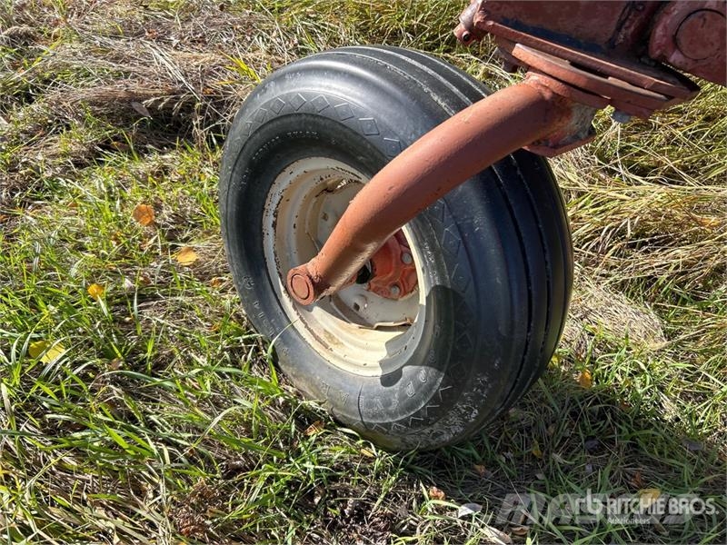 Melroe 903 6 Bottom Breaking Plow Pflüge