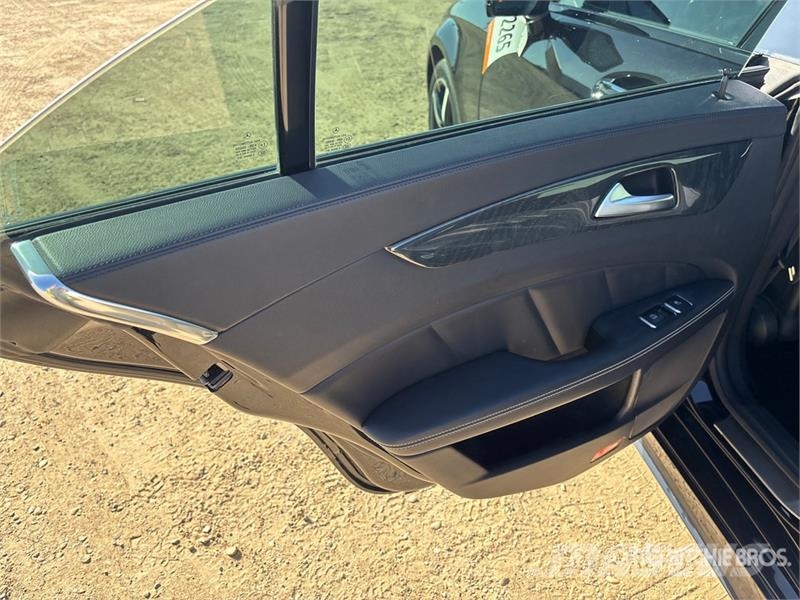 Mercedes-Benz CLS550 AWD Automobile Cars