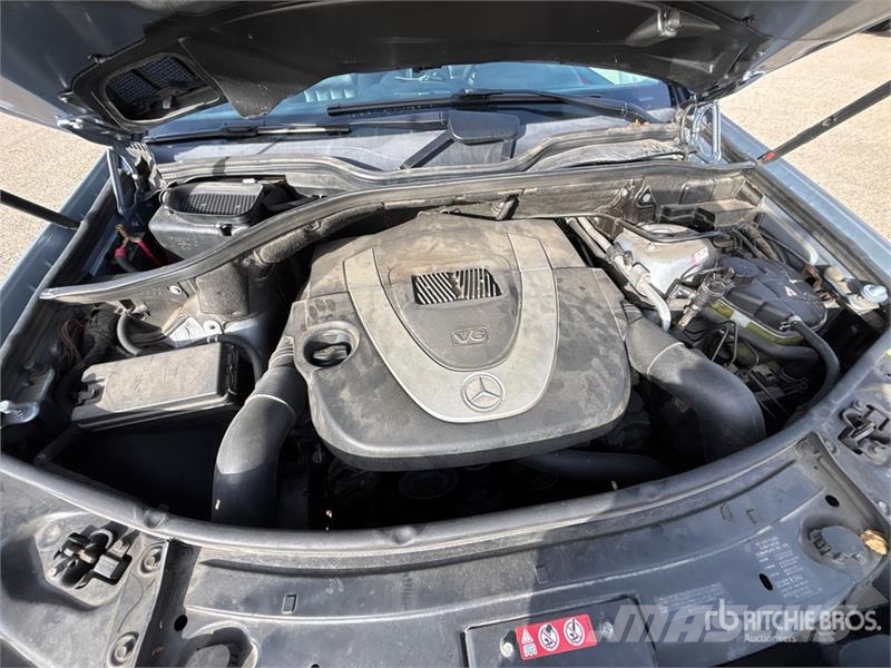 Mercedes-Benz ML 350 AWD SUV Automobili