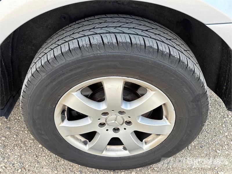 Mercedes-Benz ML 350 AWD SUV Automobili