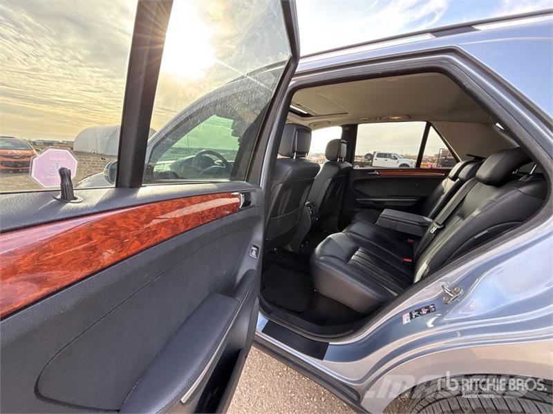Mercedes-Benz ML 350 AWD SUV Automobili