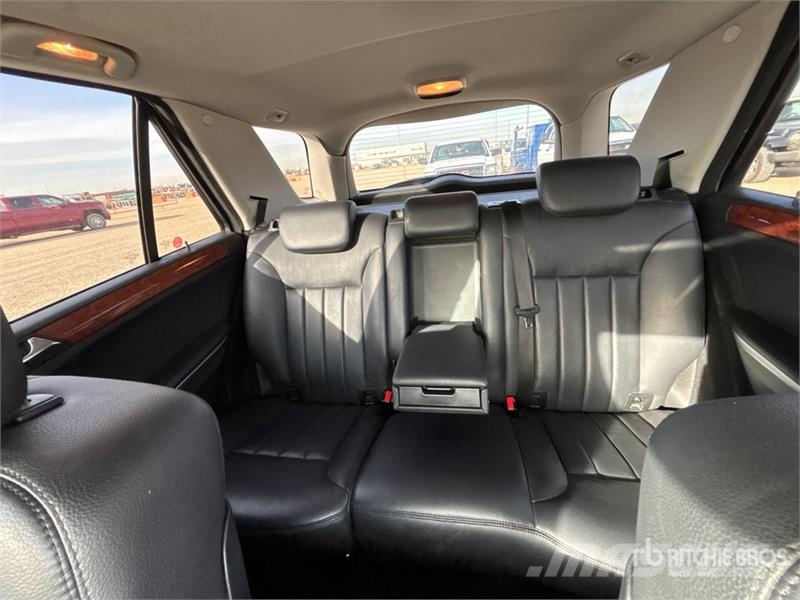 Mercedes-Benz ML 350 AWD SUV Automobili