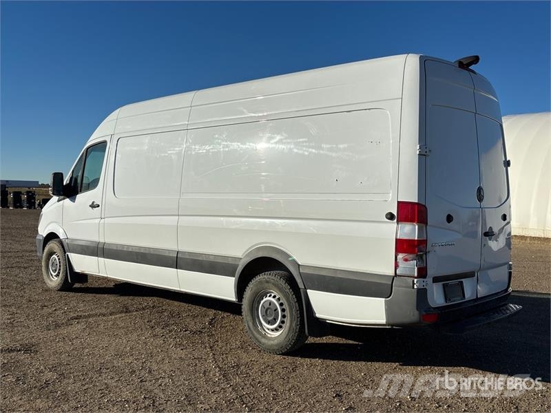 Mercedes-Benz Sprinter 2500 Cargo Van Dostavna vozila / kombiji