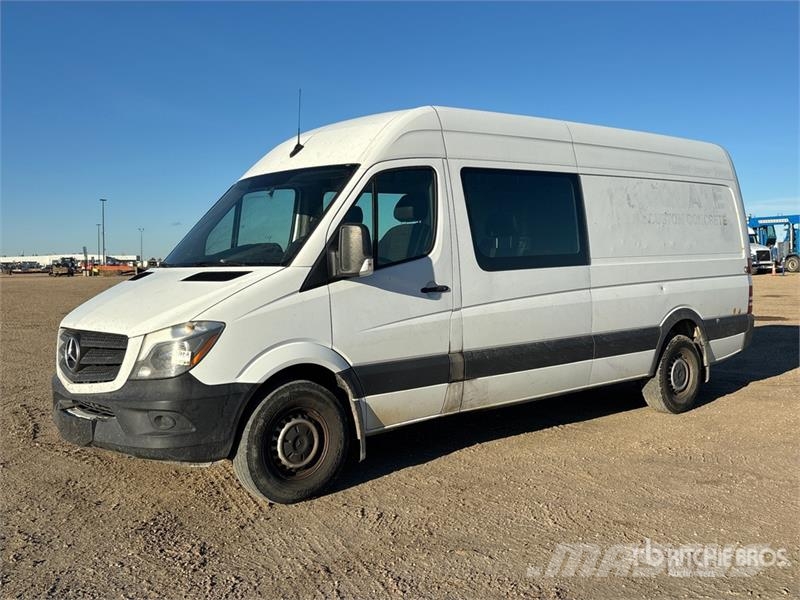 Mercedes-Benz SPRINTER 2500 Cargo Van Gesloten bedrijfswagens