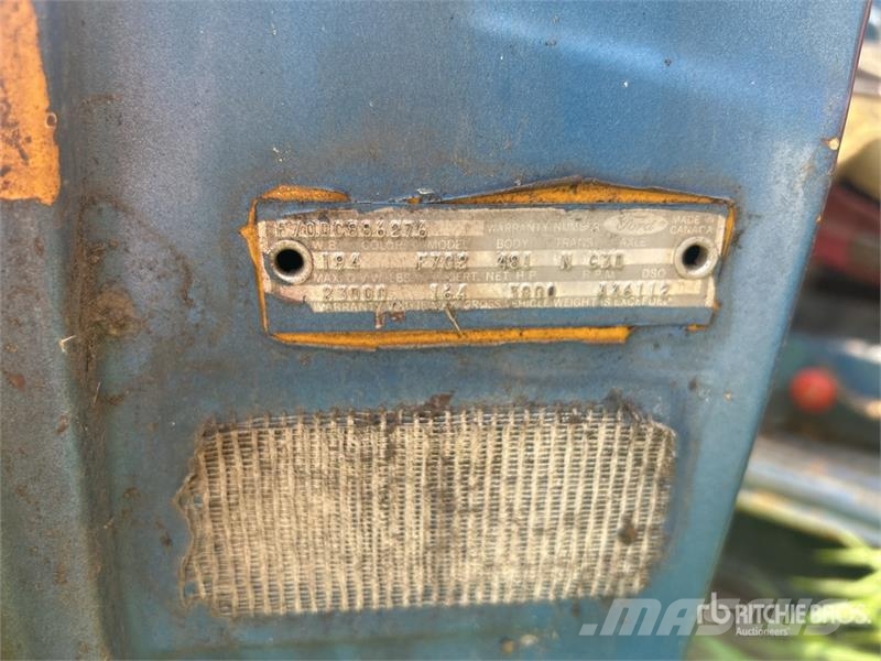 Mercury 700 4x2 Grain Truck Camiones para granja y transporte de granos