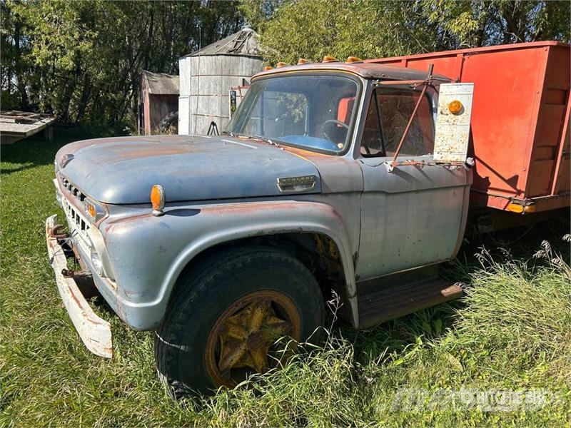 Mercury 700 4x2 Grain Truck Gabonaszállító teherautók