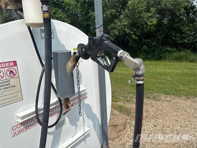 Meridian 10000 L Skid Mounted Steel Diesel Fuel Tank Kraftstoff- und Zusatzstoffbehälter