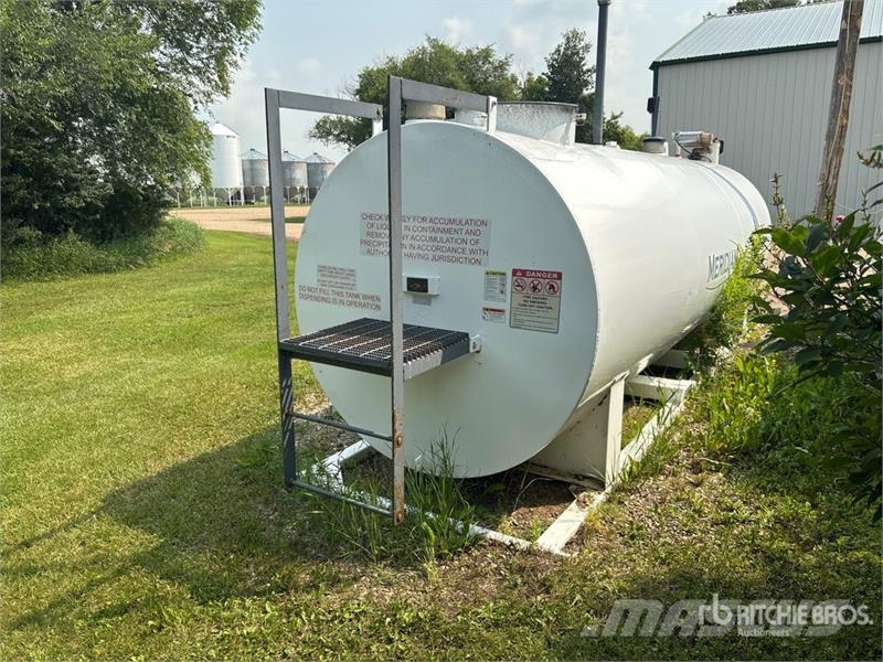 Meridian 10000 L Skid Mounted Steel Diesel Fuel Tank Kraftstoff- und Zusatzstoffbehälter