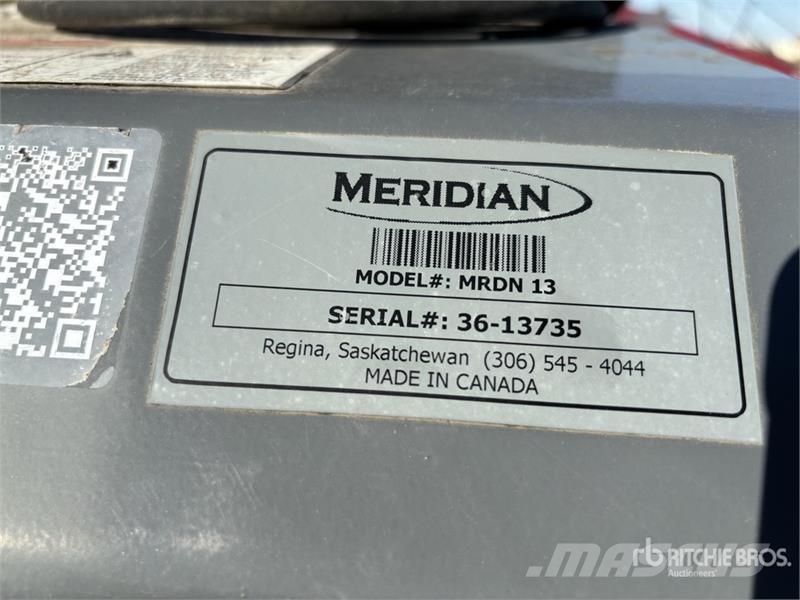 Meridian 1375 13 in x 75 ft Swing-Away Transfer Grain Auger Transportbånd