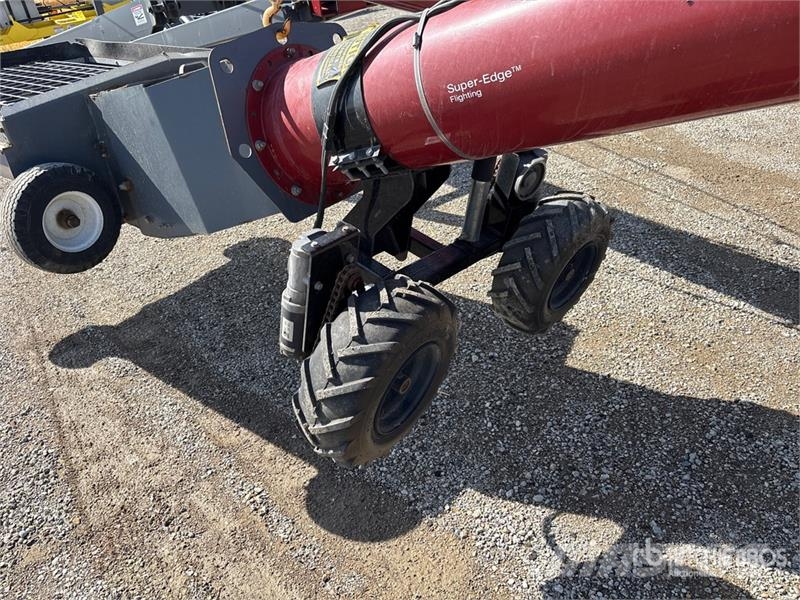 Meridian 1385 13 in x 85 ft Swing Grain Auger Dopravné zariadenia