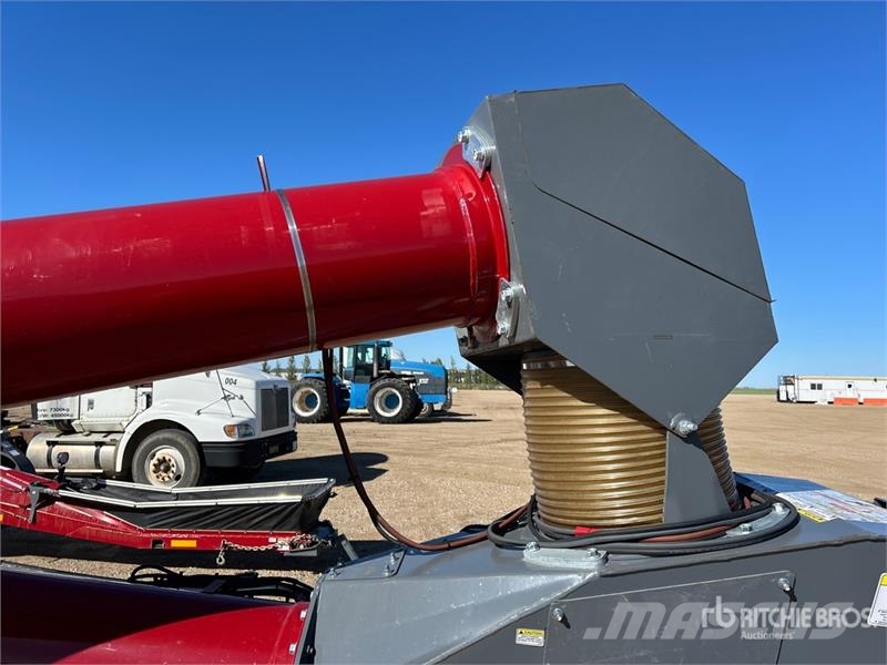 Meridian 1385 13 in x 85 ft Swing Grain Auger Transportbånd