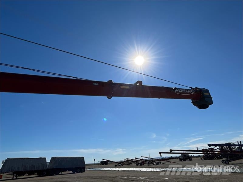 Meridian 1385 13 in x 85 ft Swing Grain Auger Transportbånd