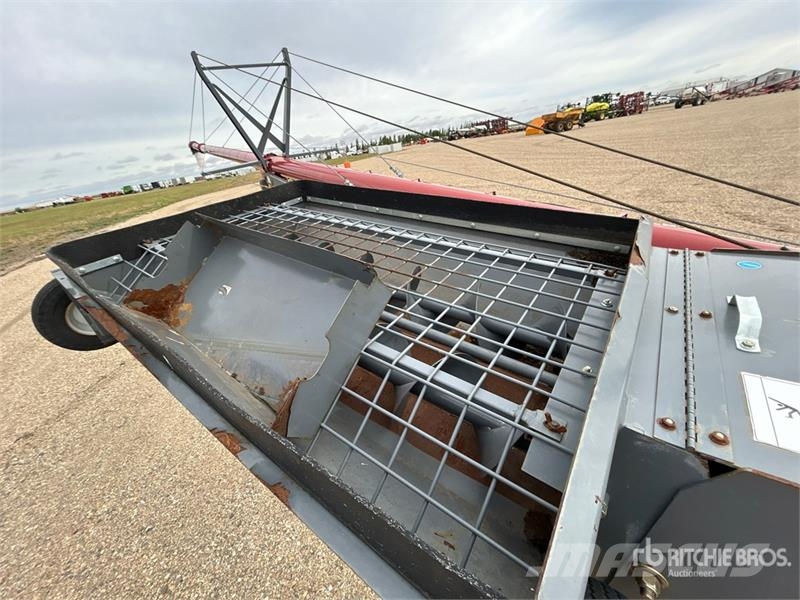 Meridian 1385 13 in x 85 ft Swing Grain Auger Транспортное оборудование