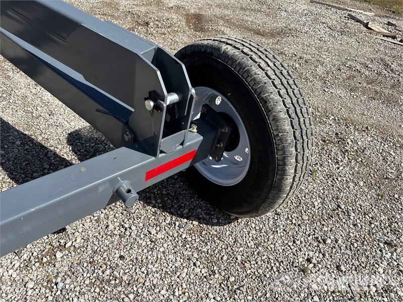 Meridian 1385 13 in x 85 ft Swing Grain Auger Dopravné zariadenia