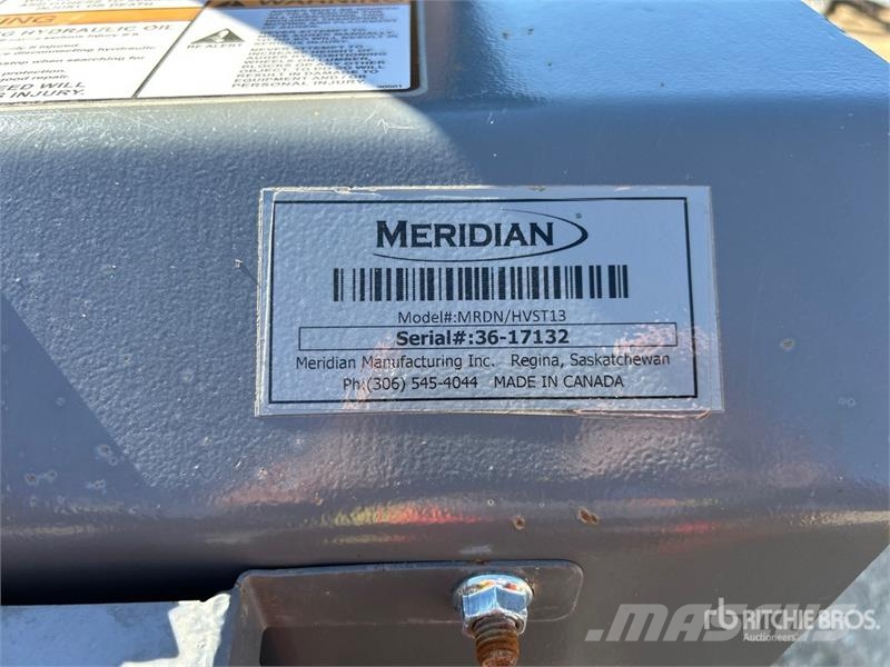 Meridian 1385 13 in x 85 ft Swing Grain Auger Transportbånd