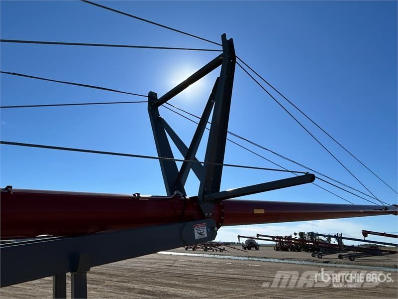 Meridian 1385 13 in x 85 ft Swing Grain Auger Transportbånd