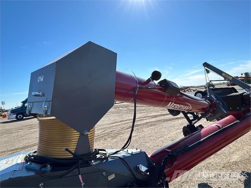 Meridian 1385 13 in x 85 ft Swing Grain Auger Transportbånd