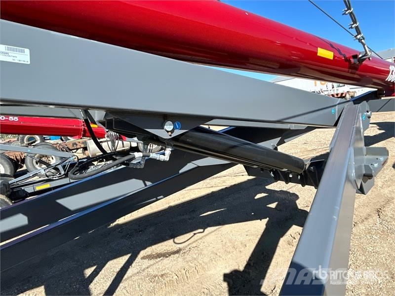 Meridian 1385 13 in x 85 ft Swing Grain Auger Transportbånd