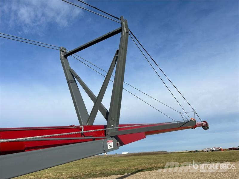 Meridian 1395 13 in x 95 ft Swing Grain Auger Transportēšanas aprīkojums