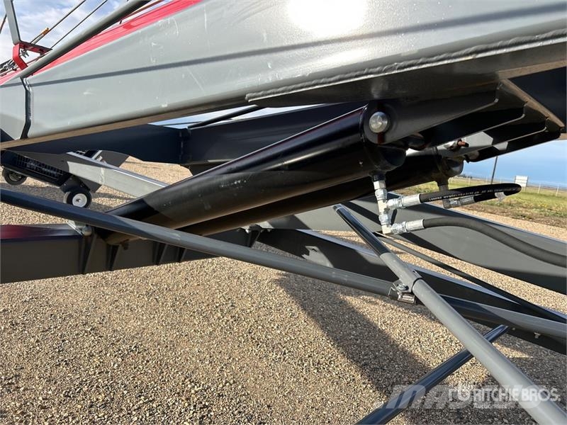 Meridian 1395 13 in x 95 ft Swing Grain Auger Transportēšanas aprīkojums