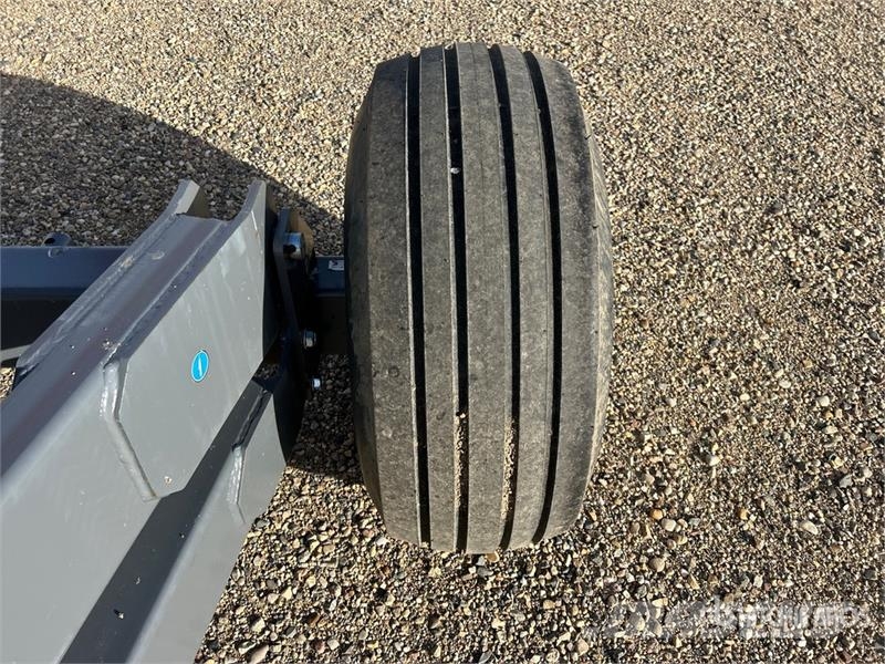 Meridian 1395 13 in x 95 ft Swing Grain Auger Transportēšanas aprīkojums