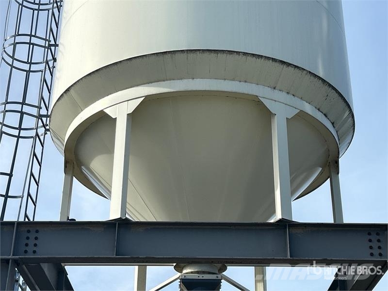 Meridian 1612 +/- 100 ton 3 Ring Smooth Wall Hopper Grain B Stockage, conditionnement - Autres
